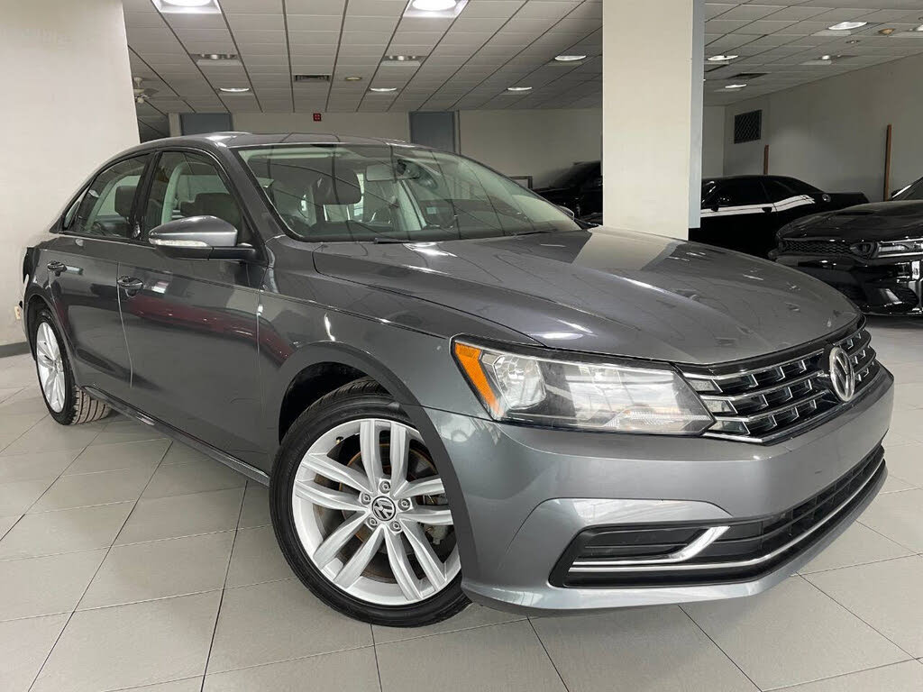 2019 Volkswagen Passat 2.0T Wolfsburg FWD