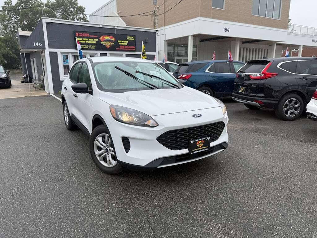 2022 Ford Escape S AWD