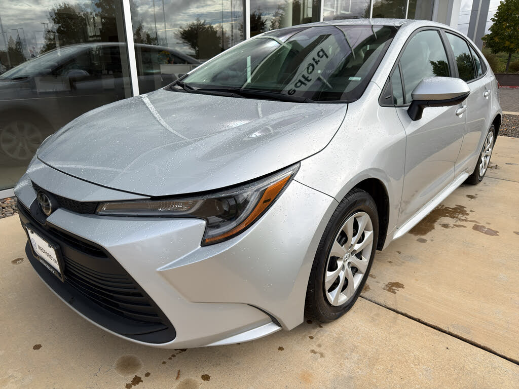 2023 Toyota Corolla LE FWD