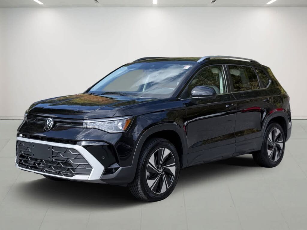 2025 Volkswagen Taos SE 4Motion