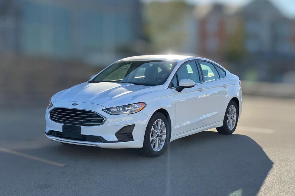 2020 Ford Fusion SE FWD