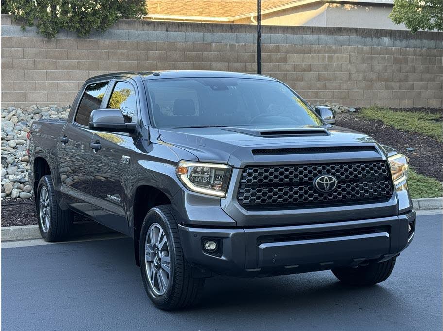 2018 Toyota Tundra SR5 CrewMax 5.7L 4WD
