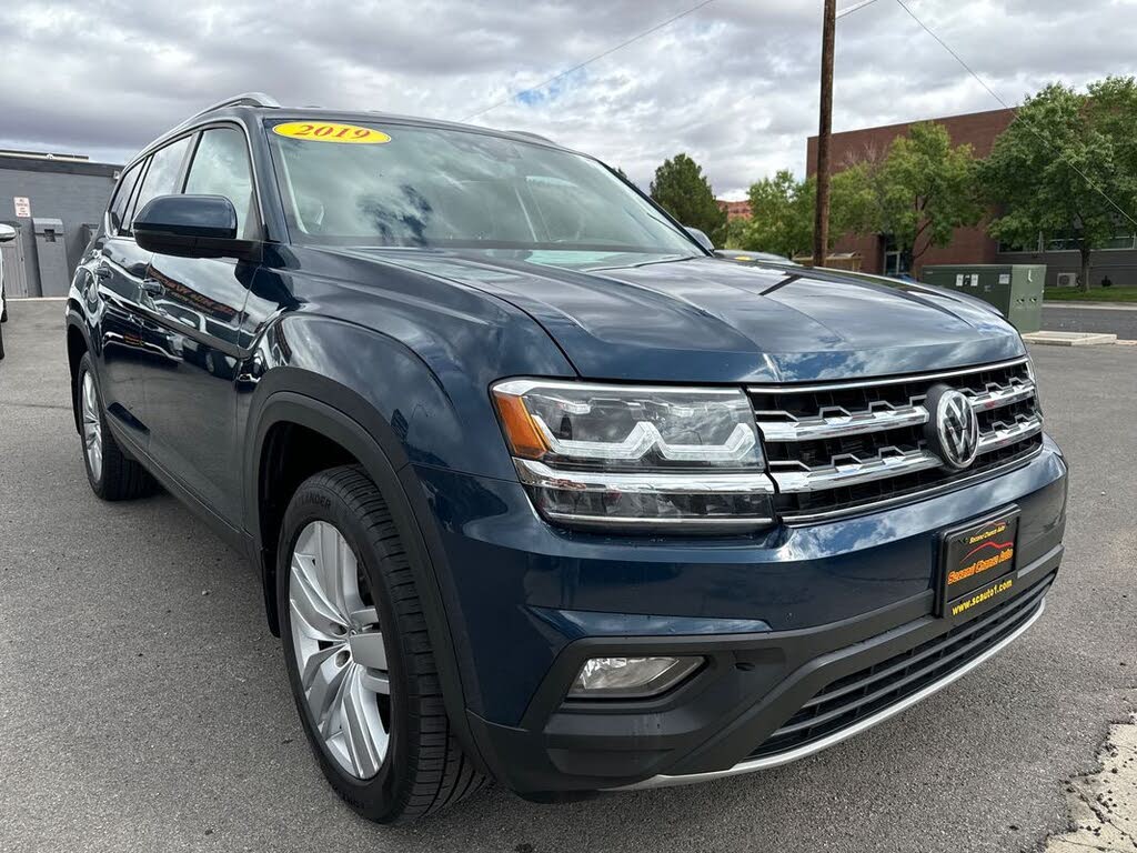 2019 Volkswagen Atlas SE FWD with Technology