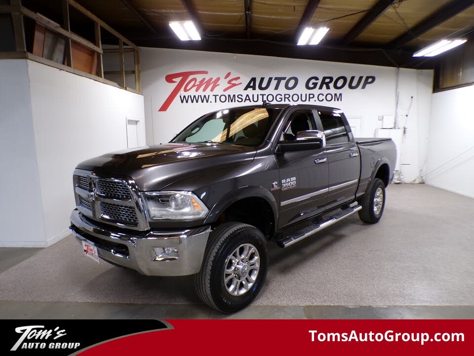 2014 RAM 3500 Laramie Crew Cab 4WD