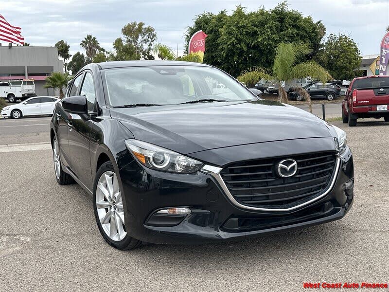 2017 Mazda MAZDA3 Touring Hatchback