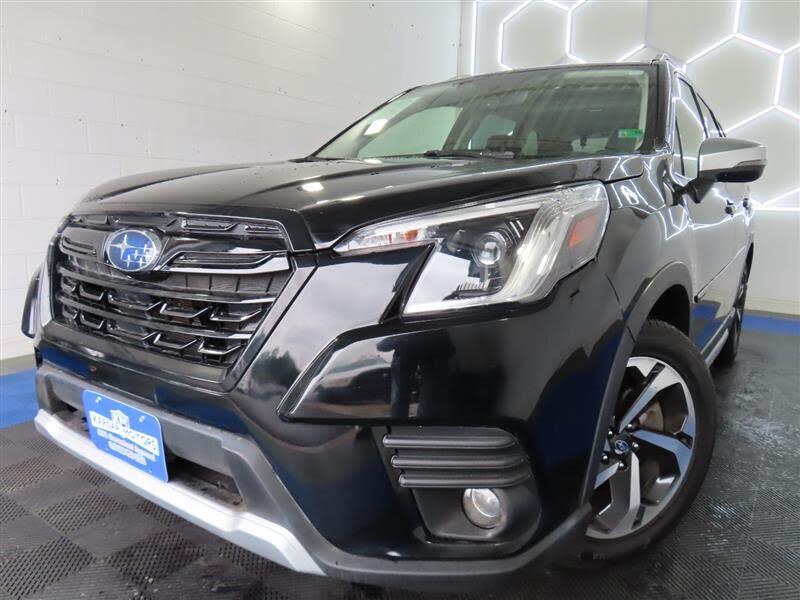 2022 Subaru Forester Touring Crossover AWD
