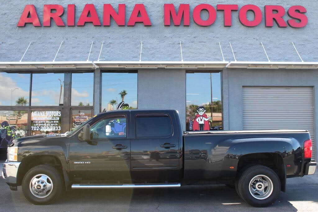 2013 Chevrolet Silverado 3500HD LTZ Crew Cab LB 4WD