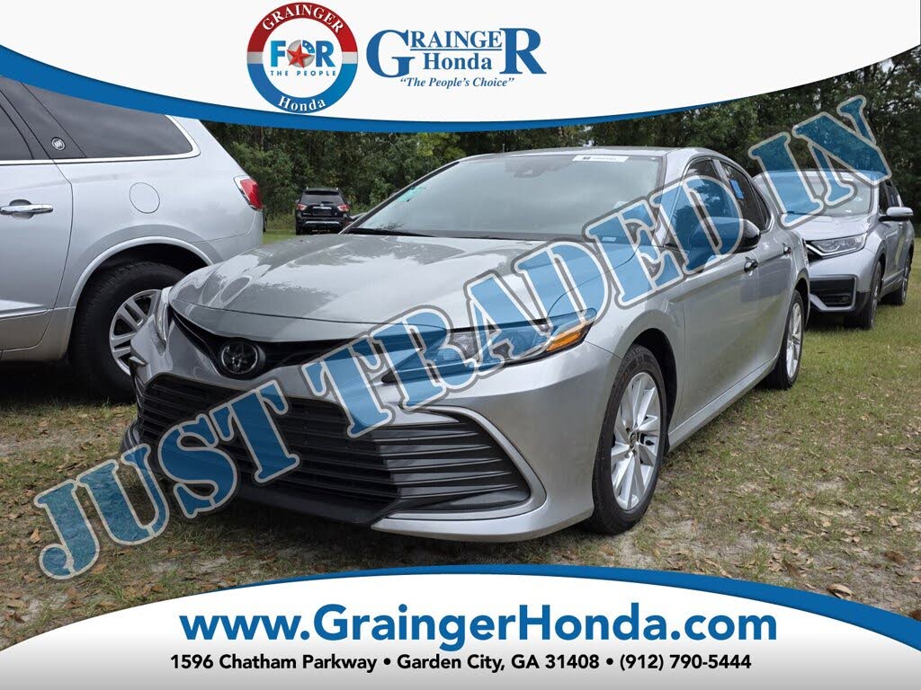 2022 Toyota Camry LE FWD