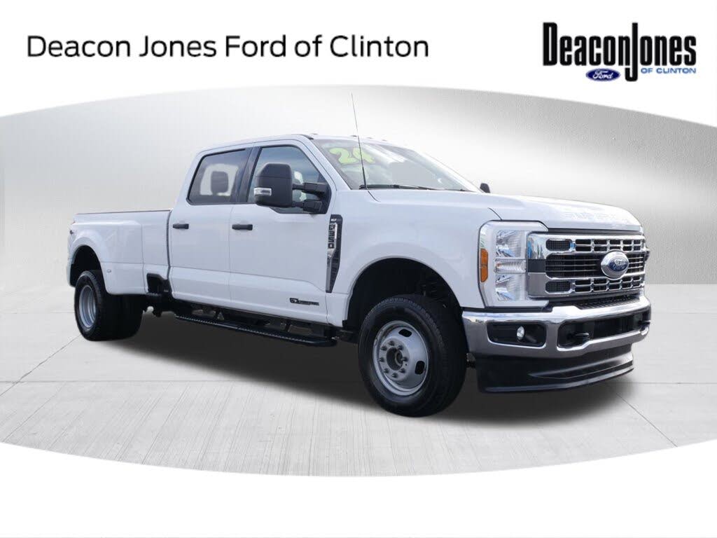 2024 Ford F-350 Super Duty XLT Crew Cab LB DRW 4WD