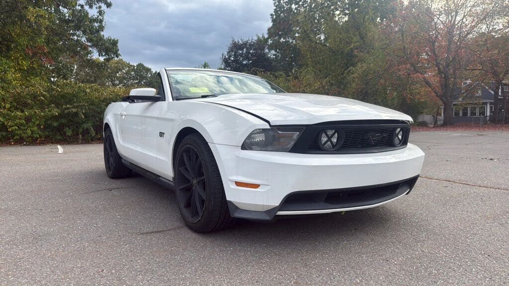 2010 Ford Mustang GT Premium Convertible RWD