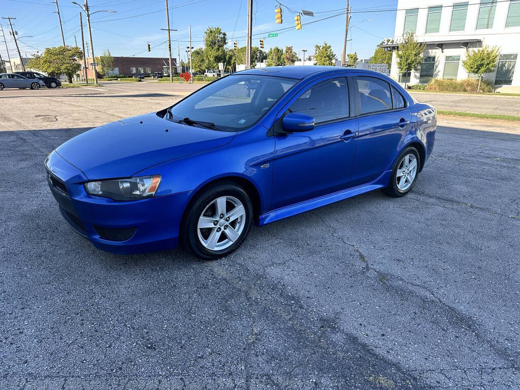 2015 Mitsubishi Lancer ES FWD