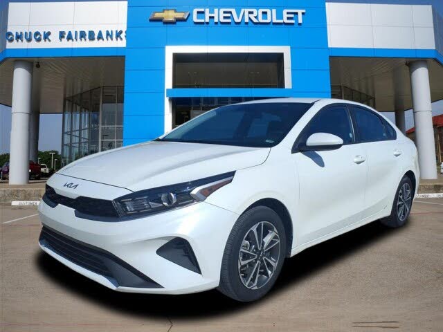 2024 Kia Forte LXS FWD