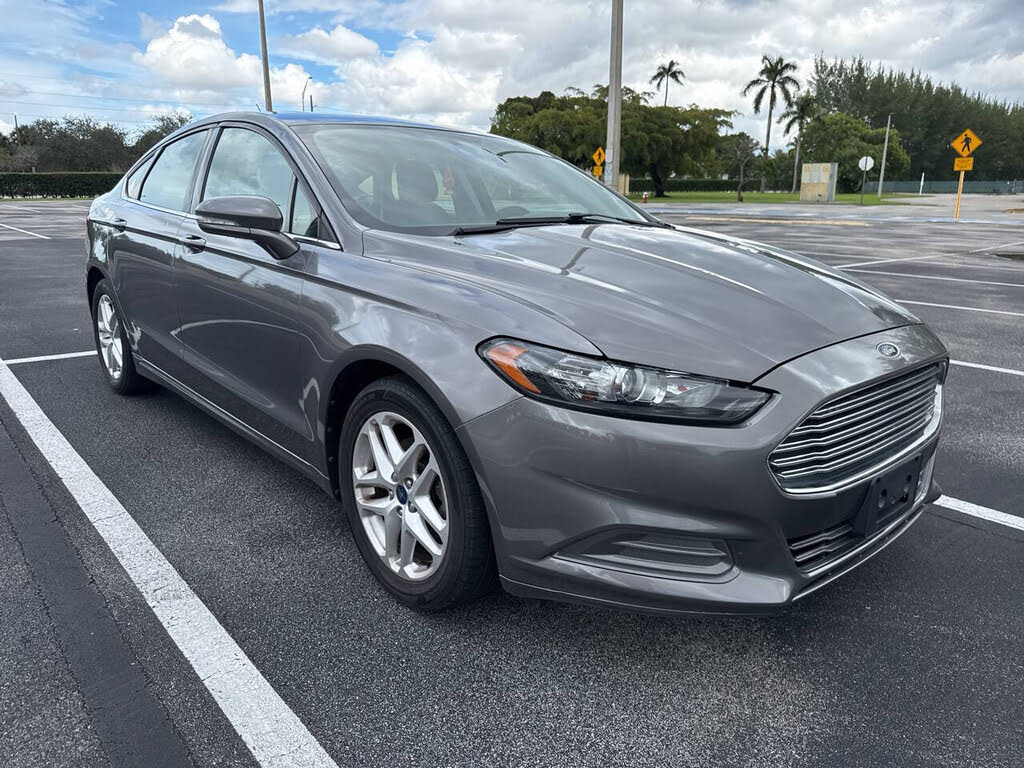 2013 Ford Fusion SE