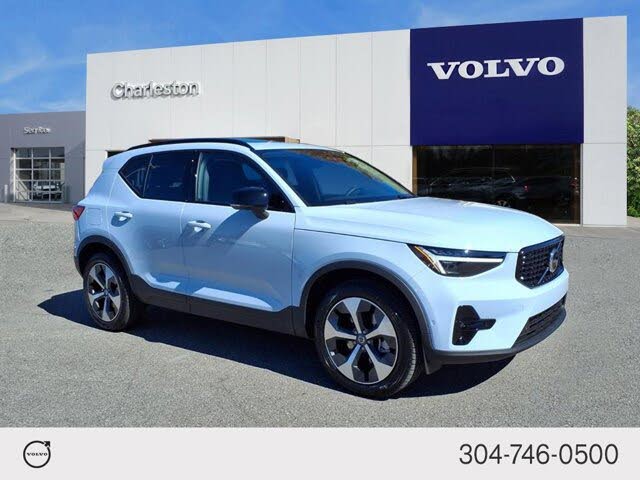 2026 Volvo XC40 B5 Plus AWD