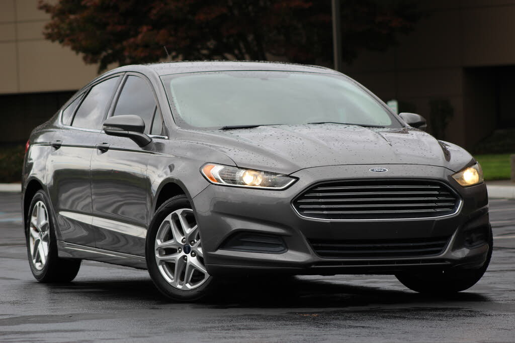 2013 Ford Fusion SE