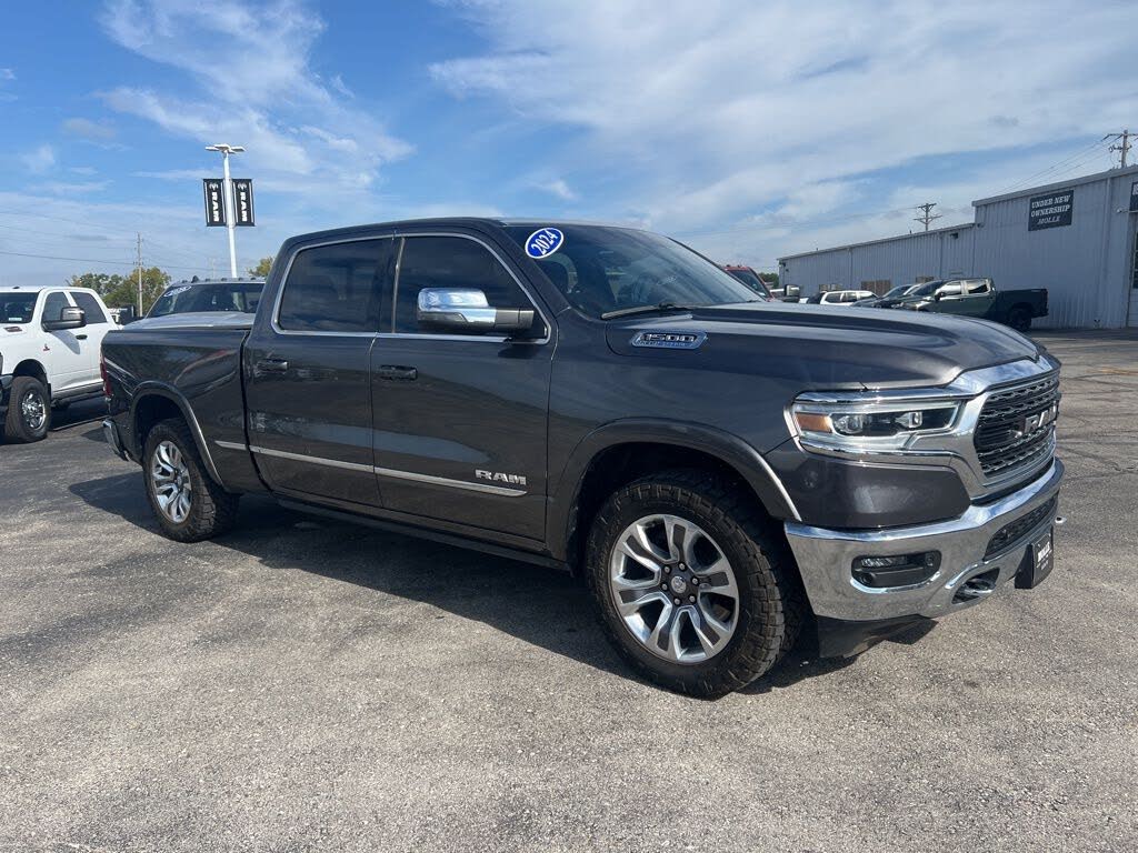 2024 RAM 1500 Limited Crew Cab 4WD