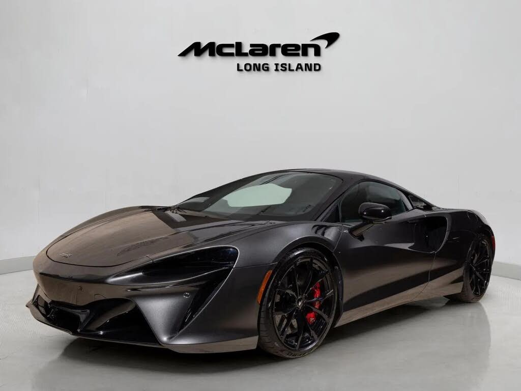2023 McLaren Artura RWD