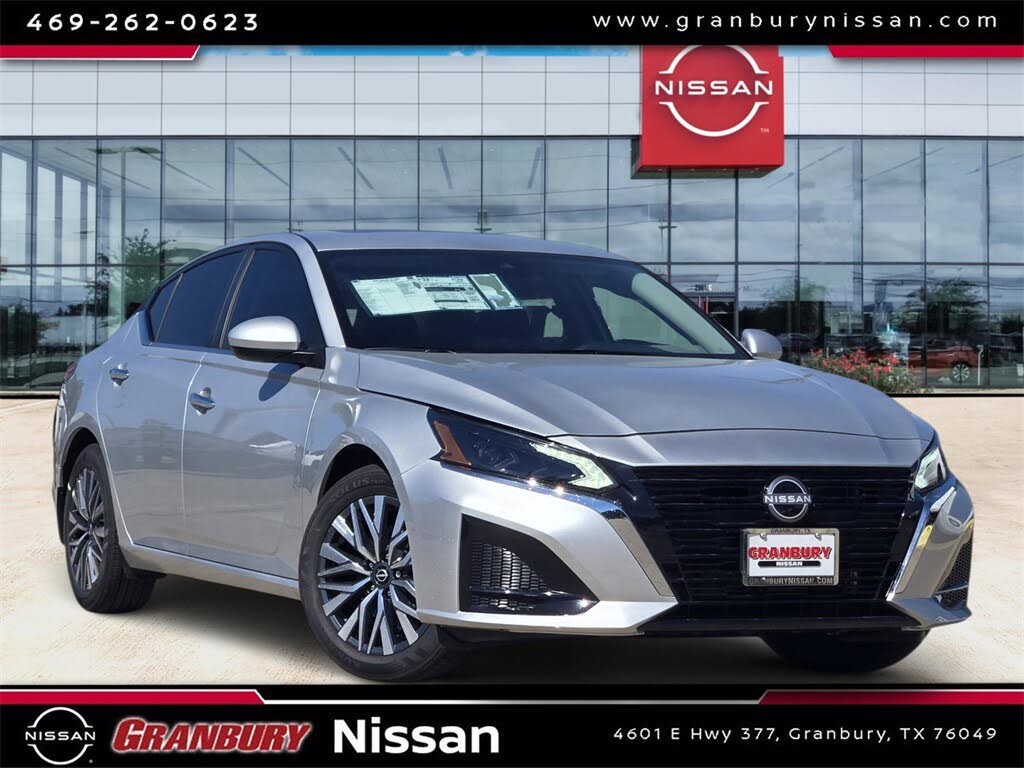 2025 Nissan Altima 2.5 SV FWD