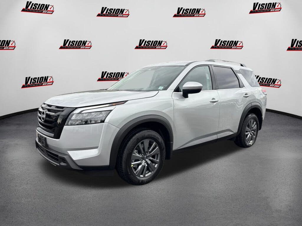 2025 Nissan Pathfinder SV 4WD
