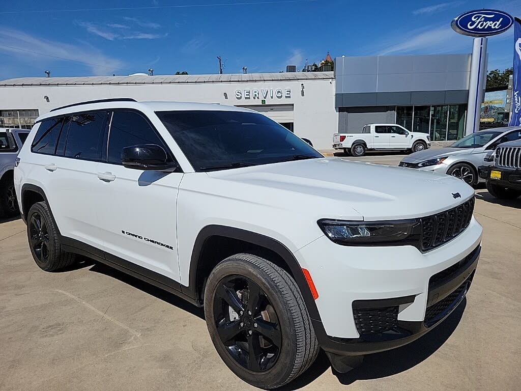 2022 Jeep Grand Cherokee L Altitude 4WD