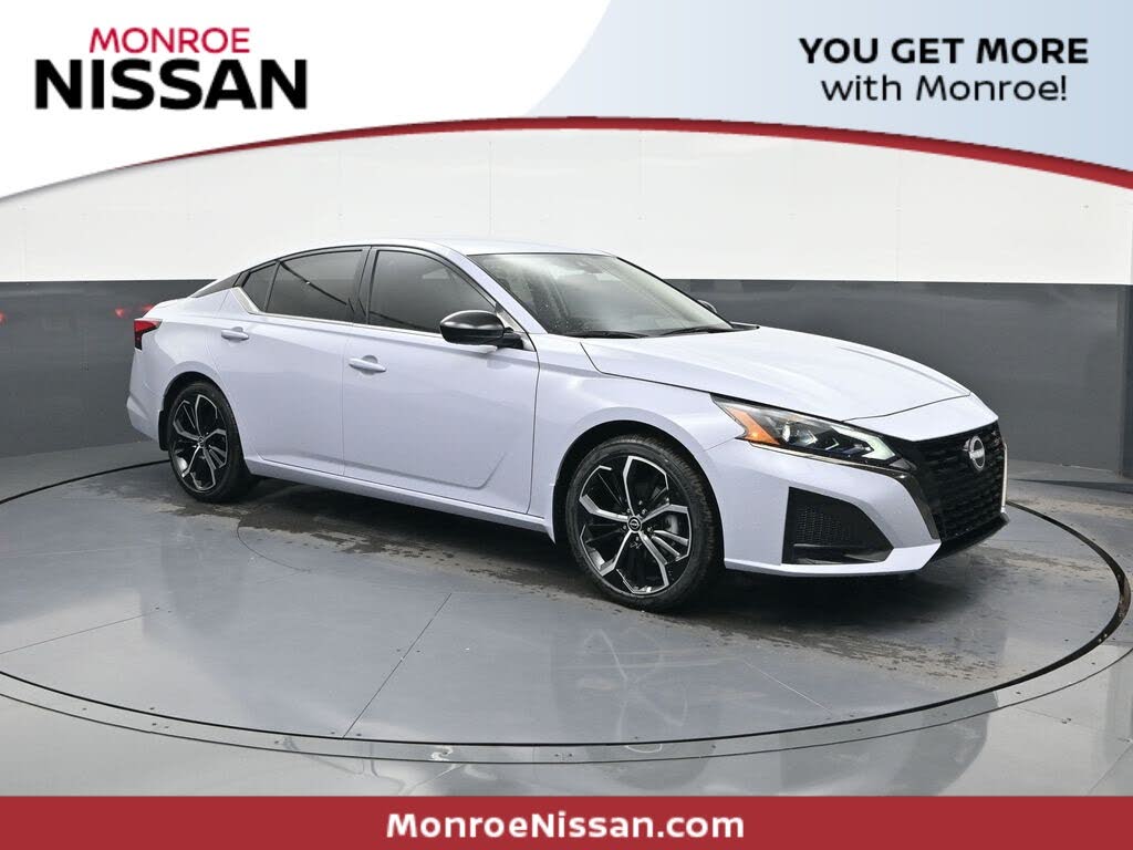 2025 Nissan Altima 2.5 SR FWD