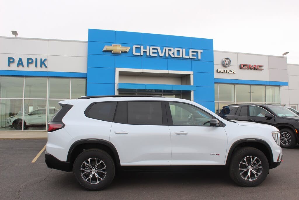 2026 GMC Acadia AT4 AWD