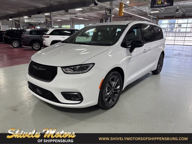 2026 Chrysler Pacifica Select FWD