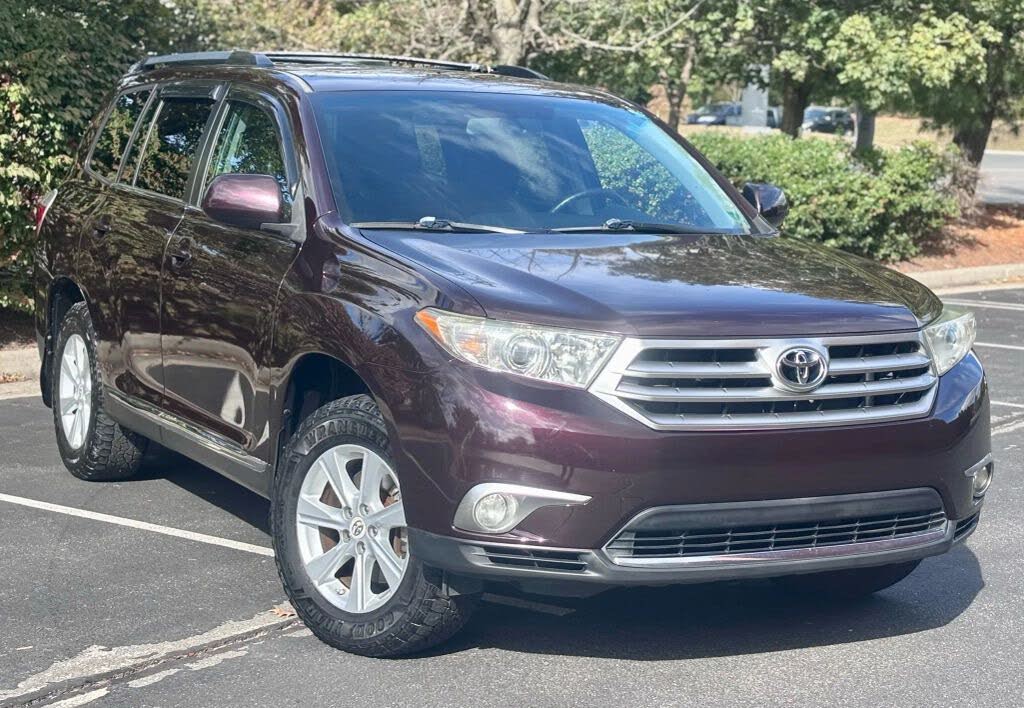 2011 Toyota Highlander SE