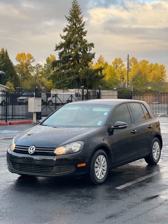 2013 Volkswagen Golf FWD