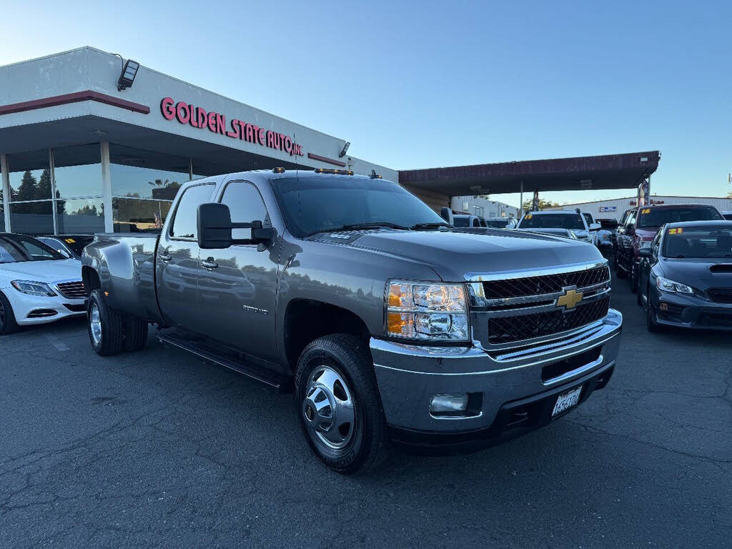 2014 Chevrolet Silverado 3500HD LTZ Crew Cab LB DRW 4WD
