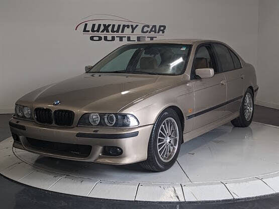 2000 BMW 5 Series 540i Sedan RWD