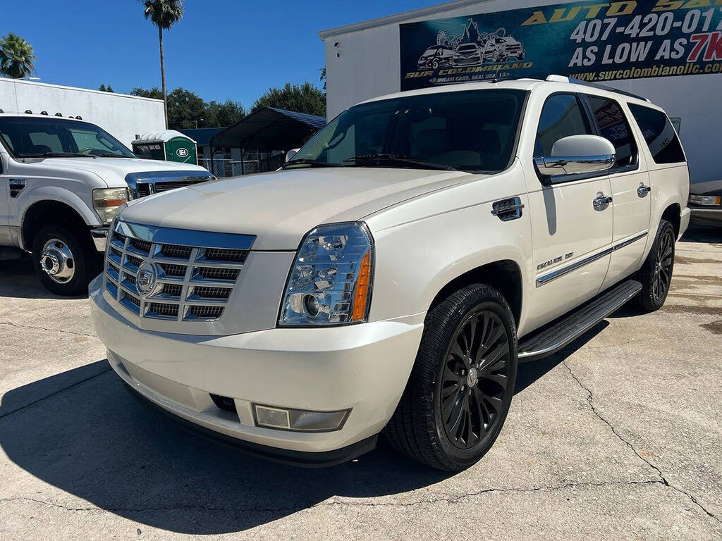 2011 Cadillac Escalade ESV RWD