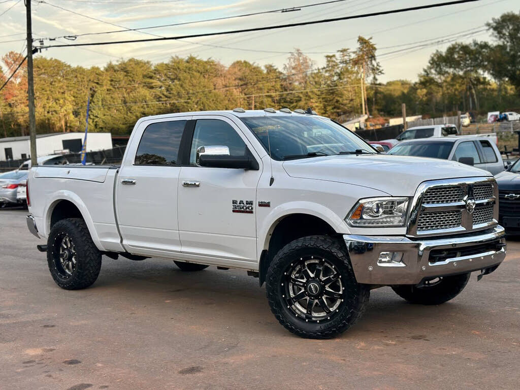 2016 RAM 3500 Laramie Crew Cab 4WD