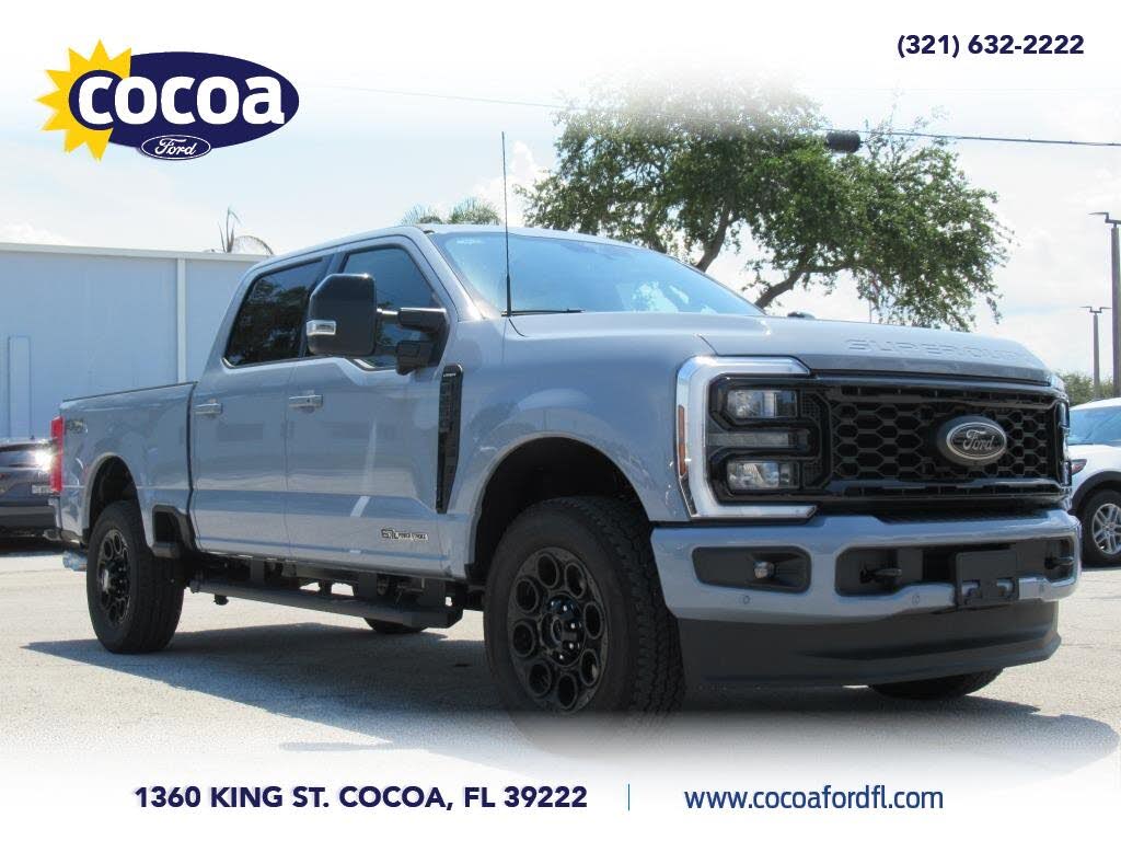 2025 Ford F-250 Super Duty Lariat Crew Cab 4WD