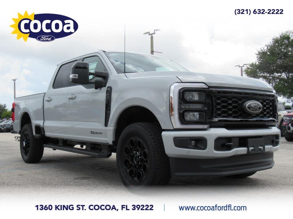 2025 Ford F-250 Super Duty Lariat Crew Cab 4WD