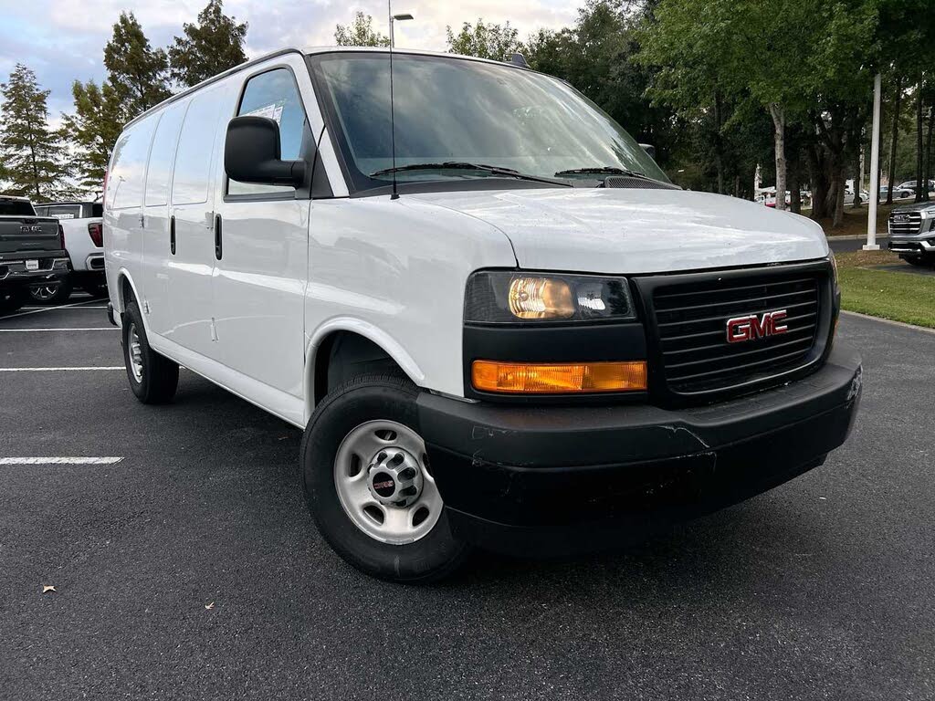 2025 GMC Savana Cargo 2500 RWD