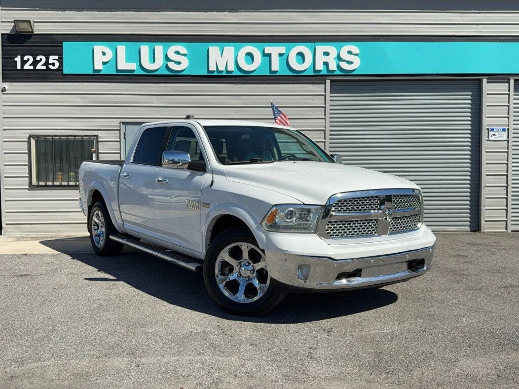 2016 RAM 1500 Laramie Crew Cab 4WD