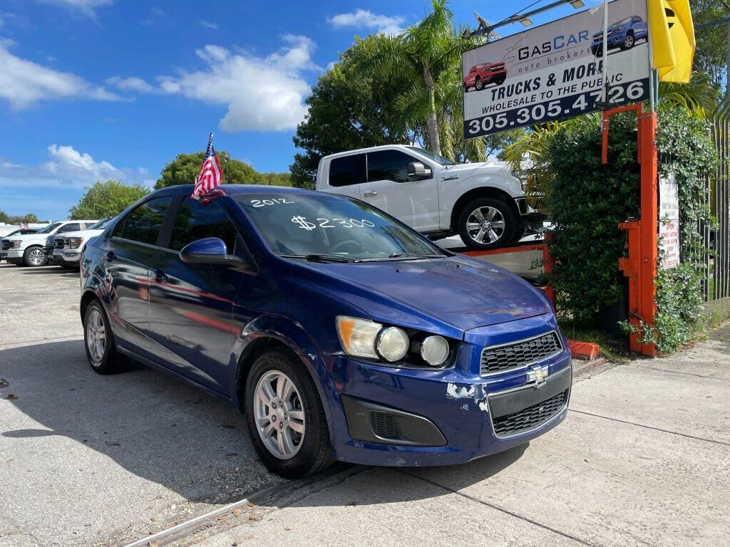 2012 Chevrolet Sonic 2LT Sedan FWD