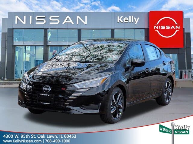 2025 Nissan Versa SR FWD