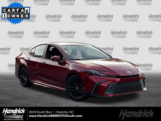 2025 Toyota Camry SE FWD