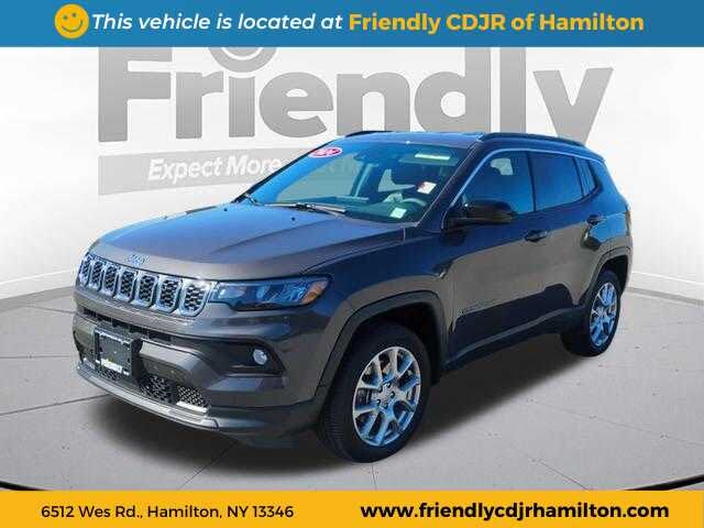 2024 Jeep Compass Latitude Lux 4WD