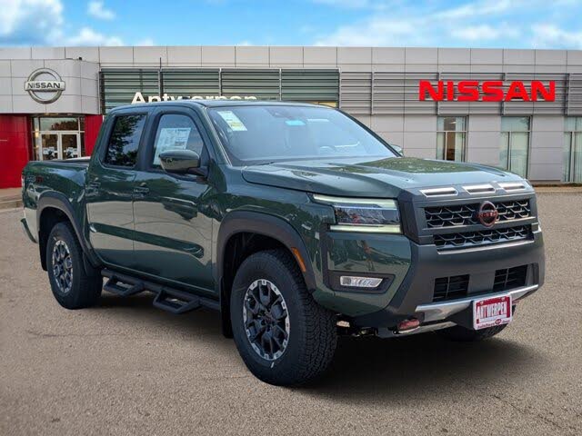 2025 Nissan Frontier PRO-4X Crew Cab 4WD