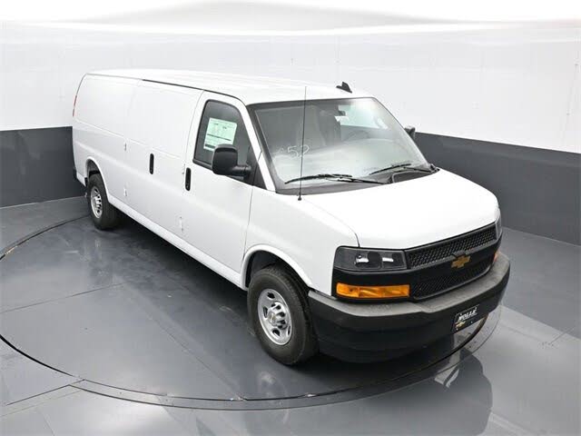 2025 Chevrolet Express Cargo 2500 RWD