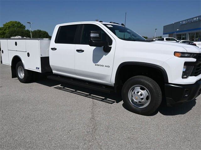 2025 Chevrolet Silverado 3500HD Chassis Work Truck Crew Cab 4WD