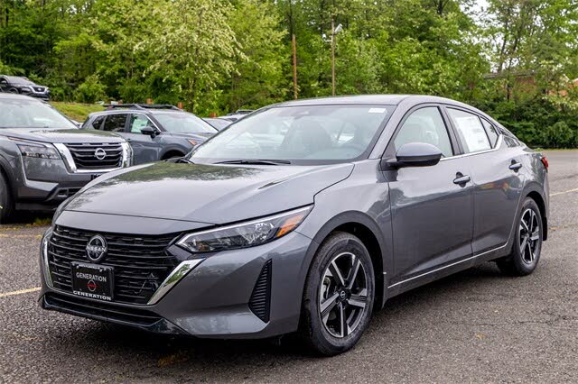 2025 Nissan Sentra SV FWD