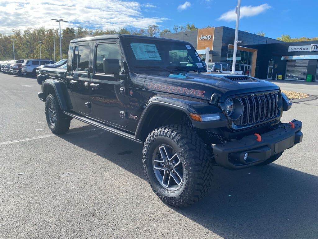2025 Jeep Gladiator Mojave Crew Cab 4WD
