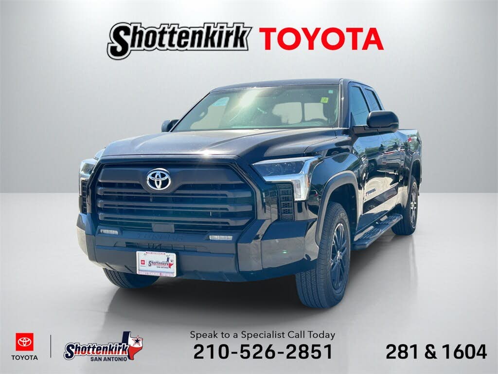 2023 Toyota Tundra SR5 Double Cab 4WD