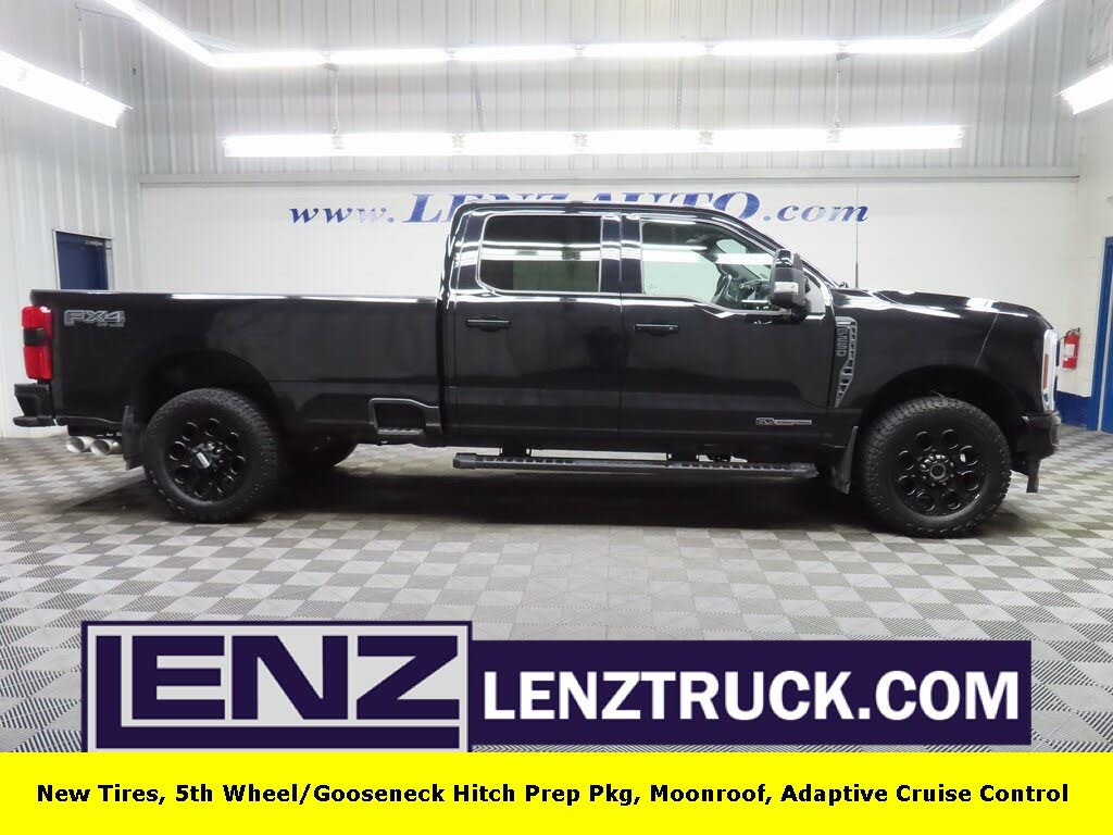 2024 Ford F-250 Super Duty Lariat Crew Cab 4WD