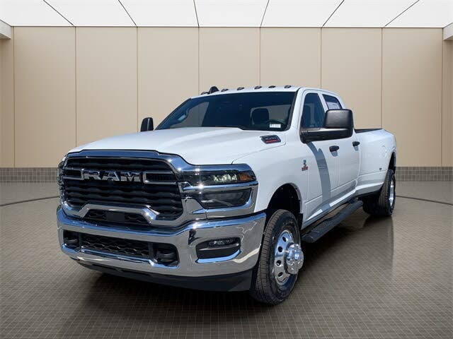 2026 RAM 3500 Tradesman Crew Cab LB DRW 4WD