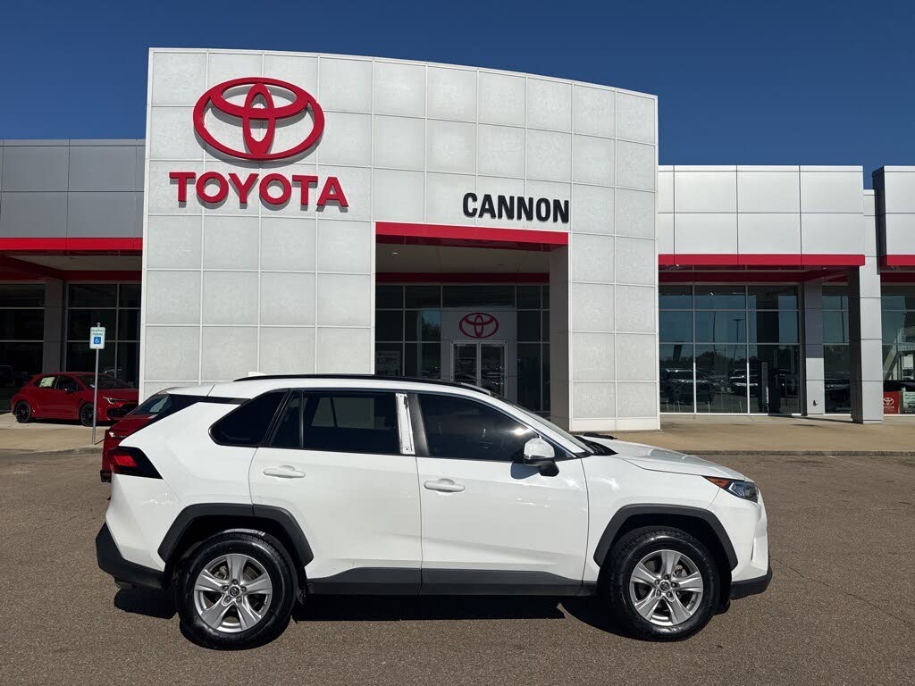 2019 Toyota RAV4 XLE FWD